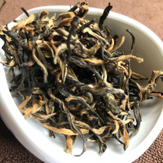 Дяньхун з давніх дерев Буланшань 2