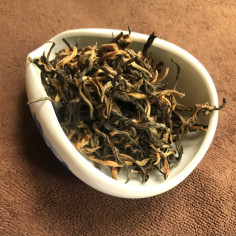 Дяньхун з давніх дерев Буланшань