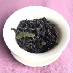 Чорне золото GABA-улун з гори Алішань 2