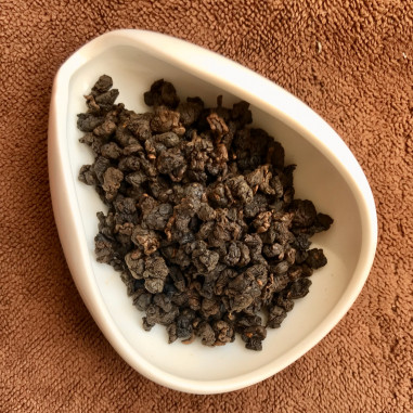 Старий владика чаю з гори Алішань Старий владика чаю з гори Алішань