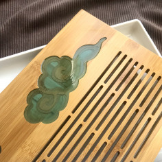 Хмари, що передвіщають...