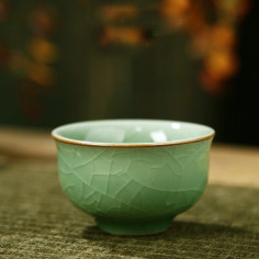Чаша з ґеяо, кольору зеленої сливи