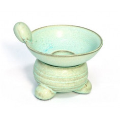 Світло-блакитне сито з підставкою