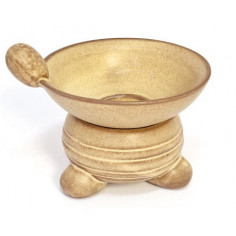 Світло-коричневе сито із підставкою