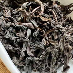 Великий червоний халат зі скелі Міто (слабообсмажений) 2