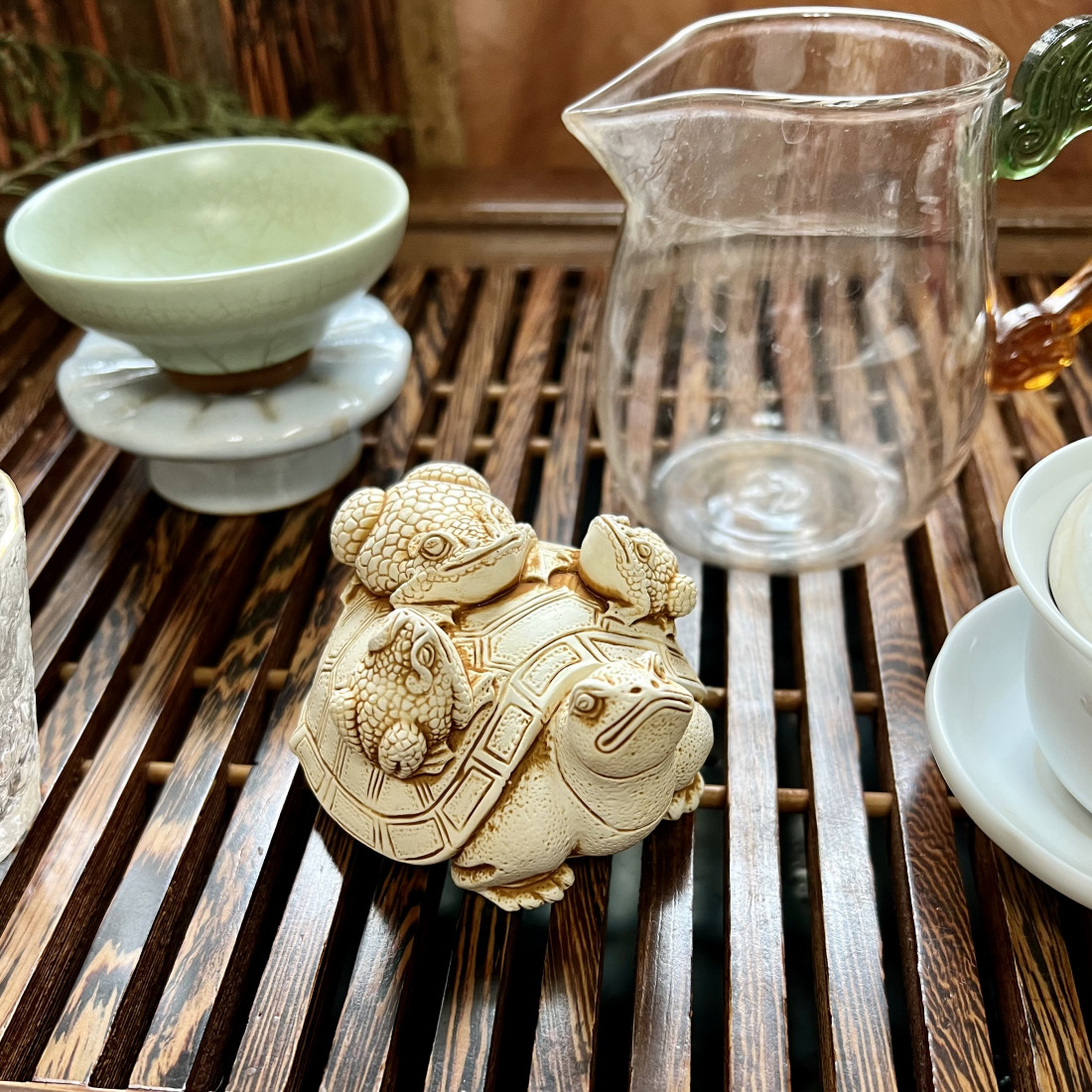 Нецке «Жаби та черепаха» Нецке «Жаби та черепаха»