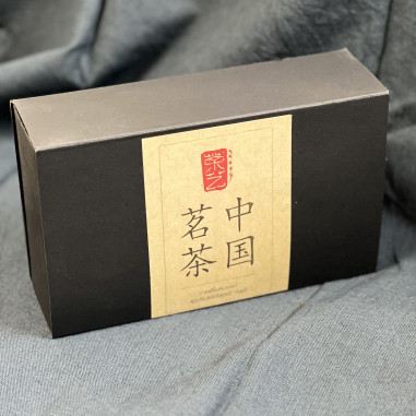 Славетний китайський чай в подарунковій коробці (класичний)