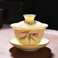 Гайвань з фарфору кольору жовтого нефриту