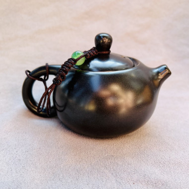 Чорний чайник