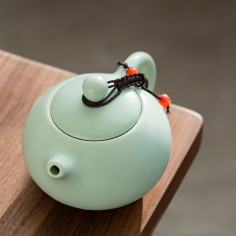 Чайник із світло-зеленого дин'яо