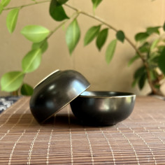 Чаша з чорного дін'яо