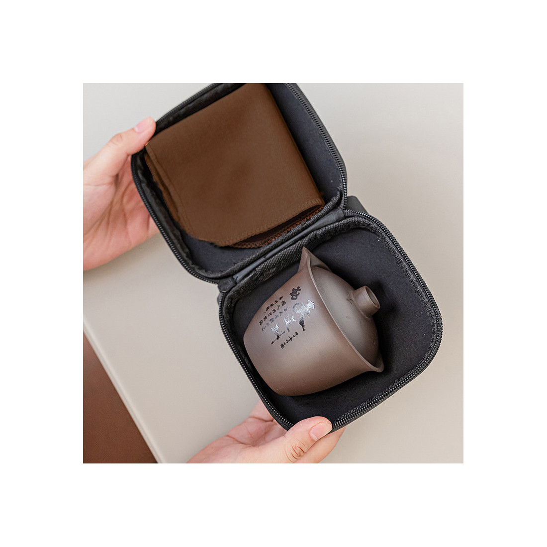 Глиняний чайний набір для подорожей Глиняний чайний набір для подорожей