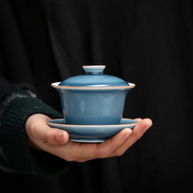 Лазурна гайвань з порцеляни