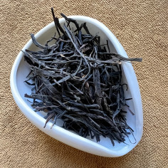 Червоний чай з Фенціна