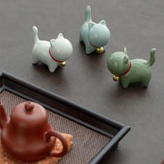 Кіт — маленька статуетка із зеленого ґеяо 2