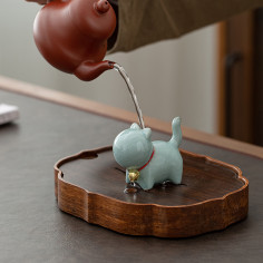 Кіт — маленька статуетка із... 2