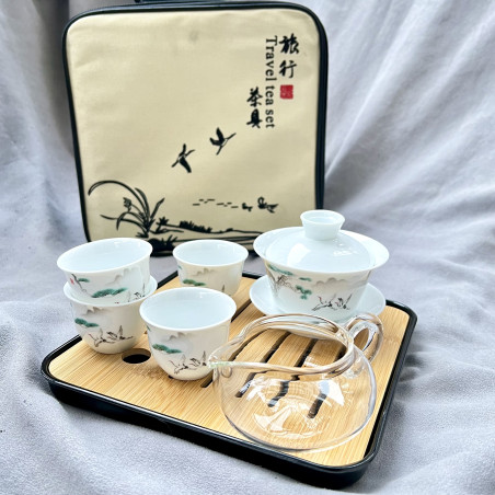 Журавль у хмарах – фарфоровий набір для подорожей з гайванню та скляним чахаєм