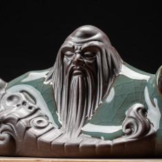 Лао Цзи — велика статуетка... 2