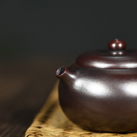 Яблуко – чайник з їсінської глини