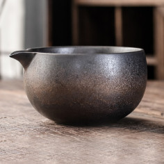 Чаван з носиком для...