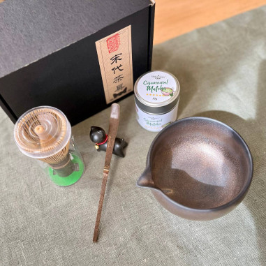 Набір сунської епохи для збивання...