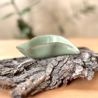 Чахе у вигляді листа із зеленого ґеяо