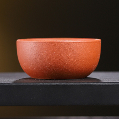 Мала пуерна чаша із їсінської глини...