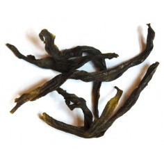 Самотні кущі з гори Удун зі сніжним ароматом