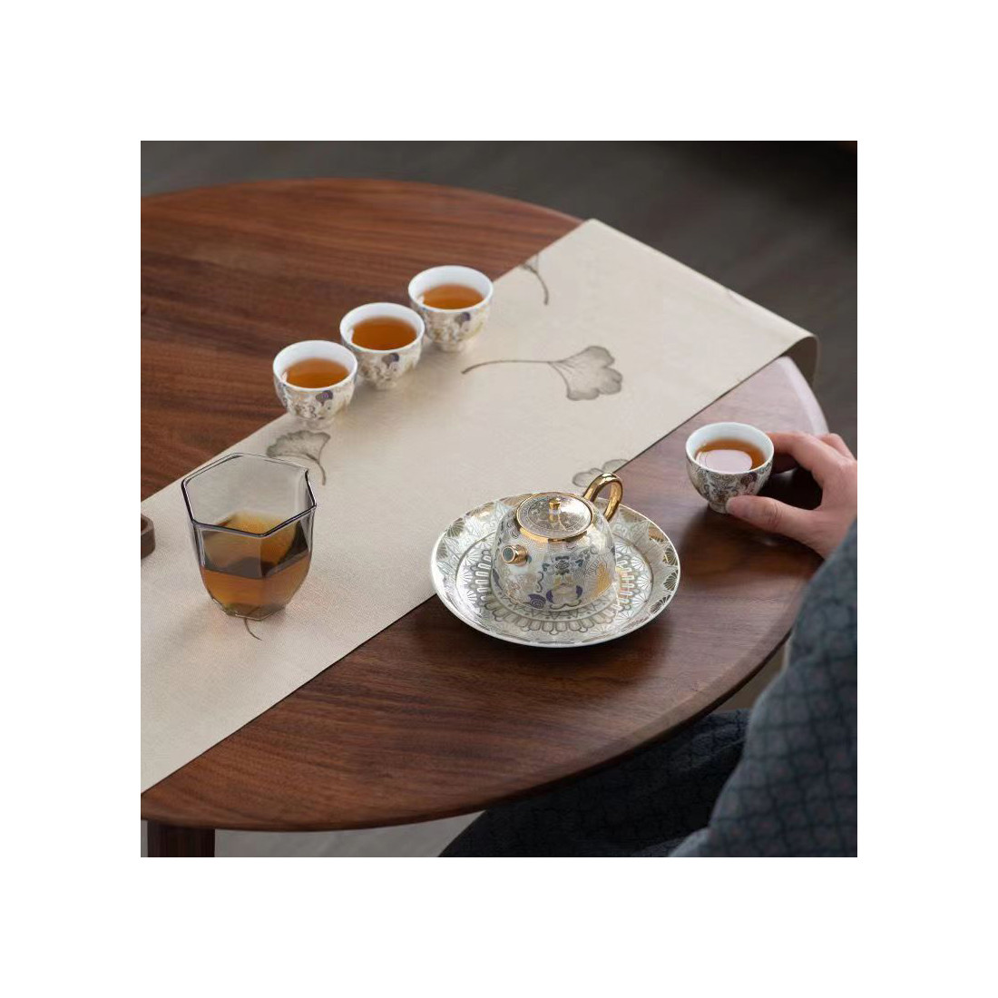 Набір порцелянового чайного посуду... Набір порцелянового чайного посуду...