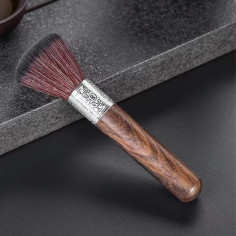 Пензлик із чорного дерева...