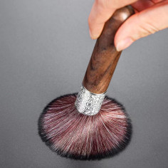 Пензлик із чорного дерева... 2