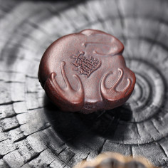 Чайна статуетка з їсінської... 2