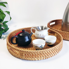 Кругла таця з ротанга 2