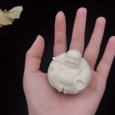 Хотей — статуетка з горіха 2