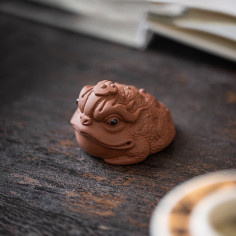 Чайна статуетка з їсінської... 2