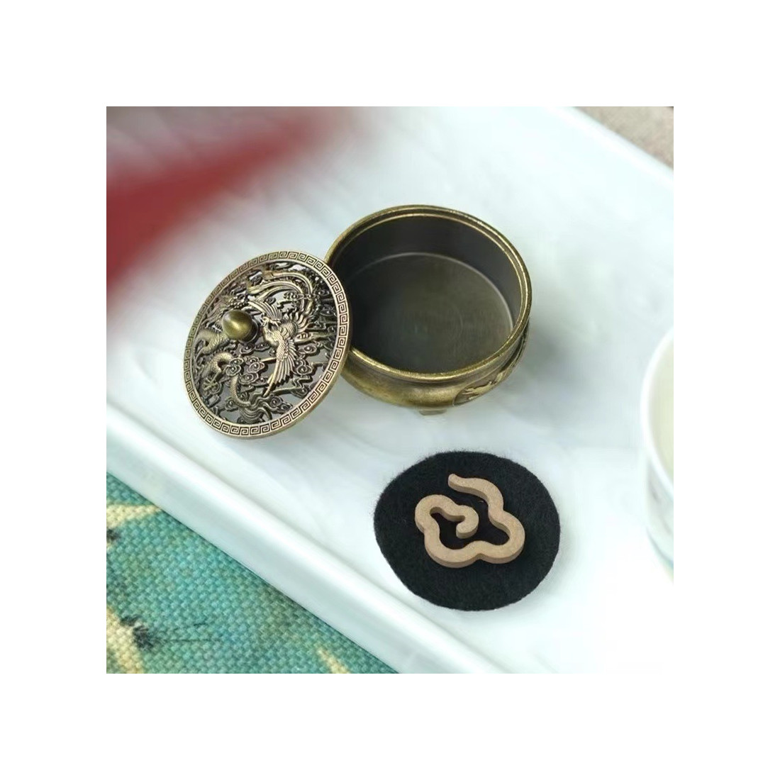 Маленька курильниця для пахощів... Маленька курильниця для пахощів...