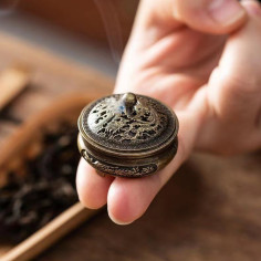 Маленька курильниця для...