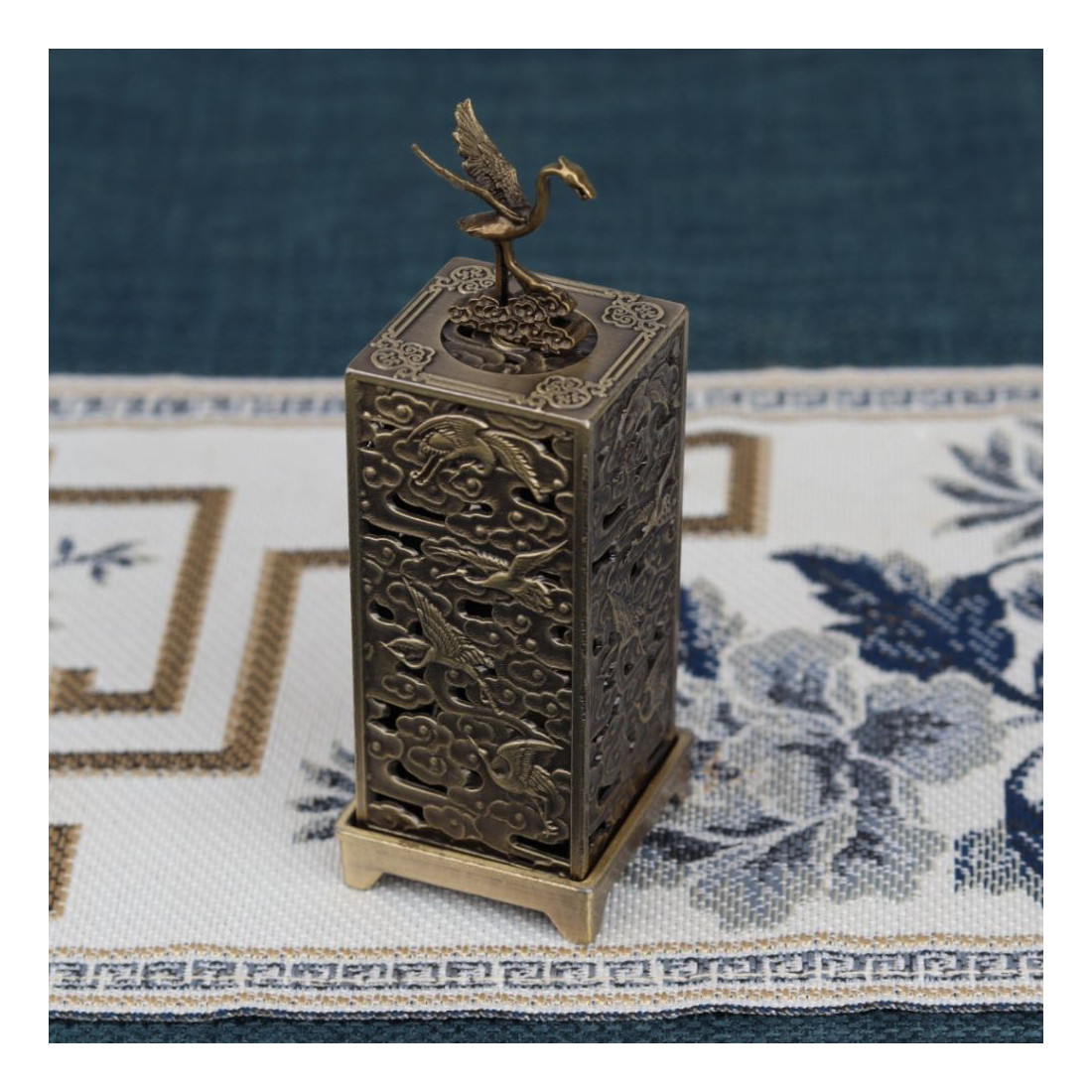 Маленька курильниця для пахощів... Маленька курильниця для пахощів...