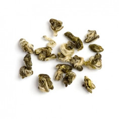 Смарагдові спіралі весни