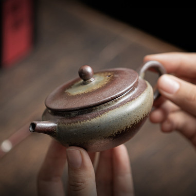 Маленький чайник "Незавершена краса"