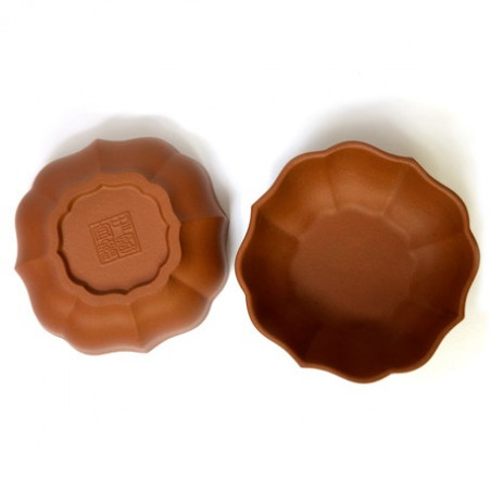 Чаша у формі квітки водяного горіха з ісинської глини (бордова) Чаша у формі квітки водяного горіха з ісинської глини (бордова)