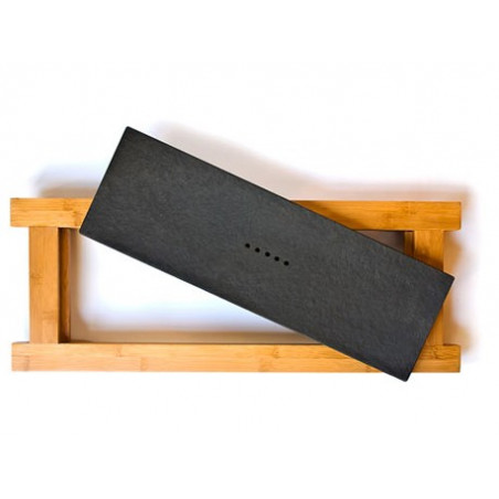 Чабань «Човен» із чорного каменю