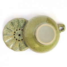 Світло-зелене сито з підставкою 2