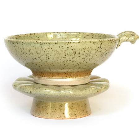 Сіре сито з підставкою Сіре сито з підставкою