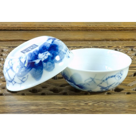 Чаша з цзиндечженського порцеляни «Рибки»