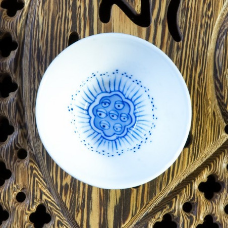 Чаша з цзиндечженьского фарфору «Лотос, що розпустився» Чаша з цзиндечженьского фарфору «Лотос, що розпустився»