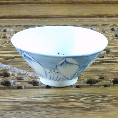 Чаша з цзиндечженьского фарфору «Лотос, що розпустився» Чаша з цзиндечженьского фарфору «Лотос, що розпустився»