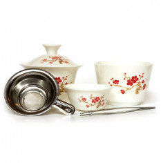 Чайний набір для подорожей зі сніговою сливою