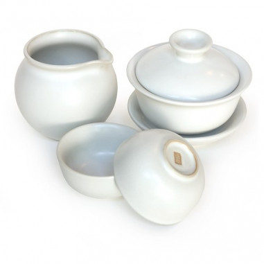 Білий набір із жу яо "Спокій" (з гайванью) Білий набір із жу яо "Спокій" (з гайванью)