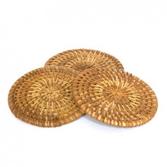 Плетена підставка під чашу